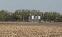 Grain elevator and train in Preston